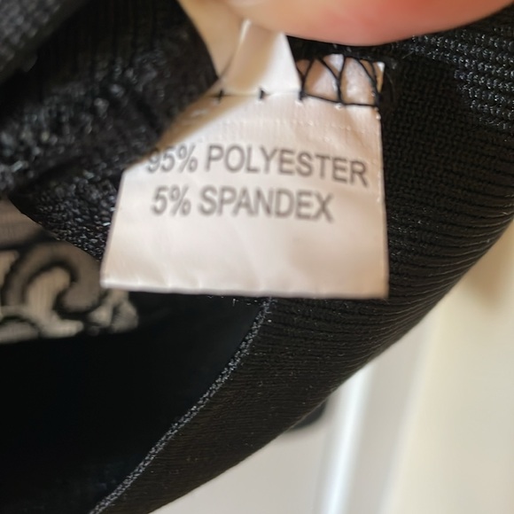 Black lace bomber jacket - Picture 6 of 6